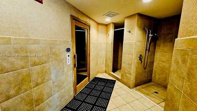 Small Image of 7910 HARBOR ISLAND DR #1105, North Bay Village Number 43