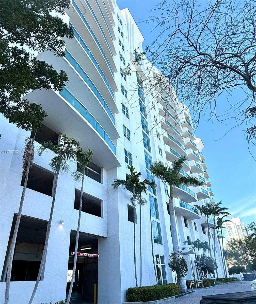 Small Image of 7910 HARBOR ISLAND DR #1105, North Bay Village Number 46