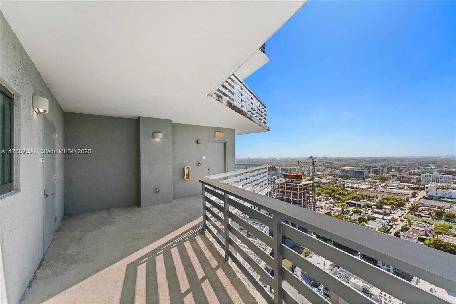 Small Image of 460 NORTH EAST 28TH ST #3407, Miami Number 19