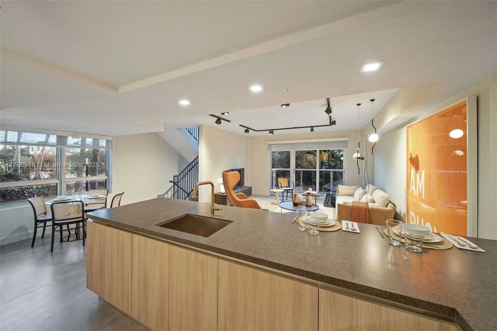 Small Image of 1500 BAY RD #T-1430, Miami Beach Number 13