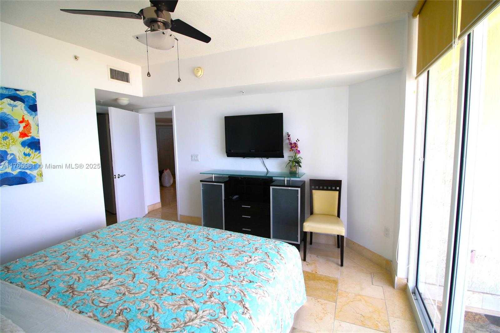 Small Image of 16699 COLLINS AVE #1510, Sunny Isles Beach Number 15