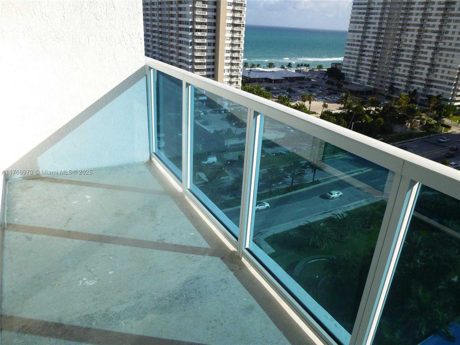 Small Image of 1945 SOUTH OCEAN DR #1402, Hallandale Beach Number 12