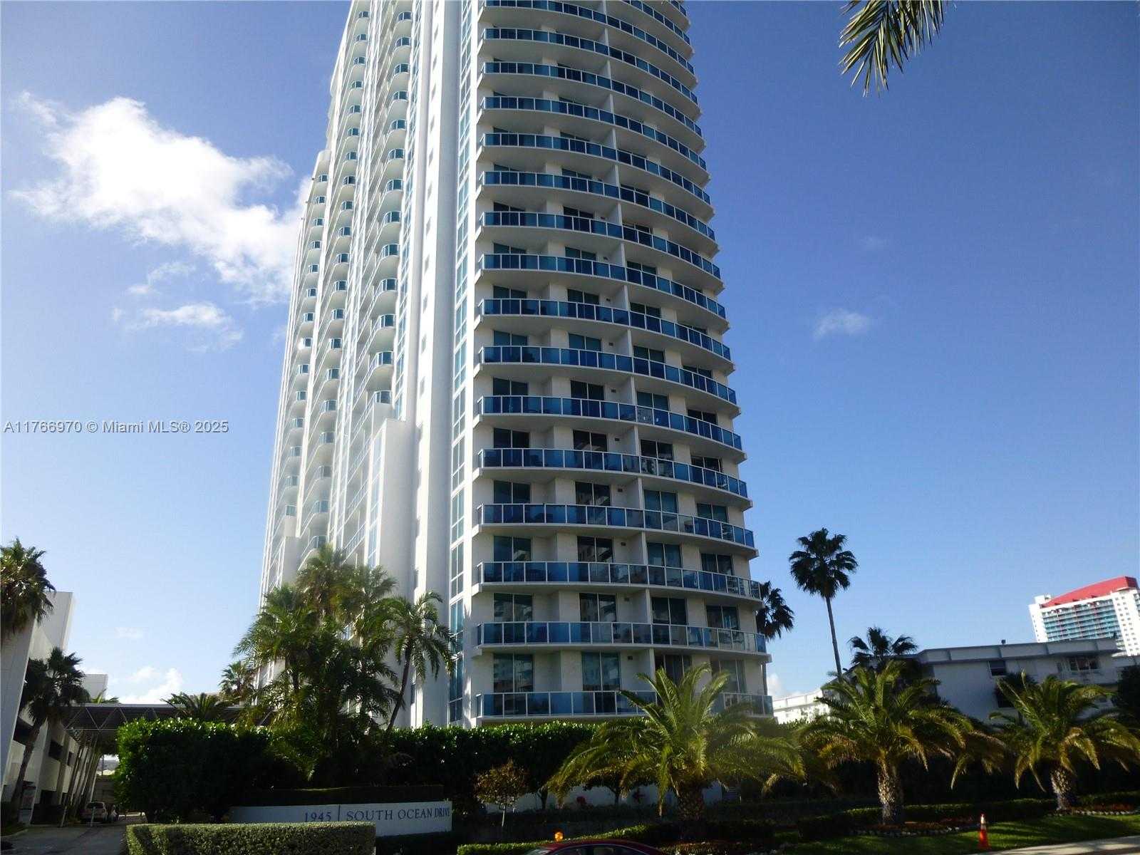 Small Image of 1945 SOUTH OCEAN DR #1402, Hallandale Beach Number 18