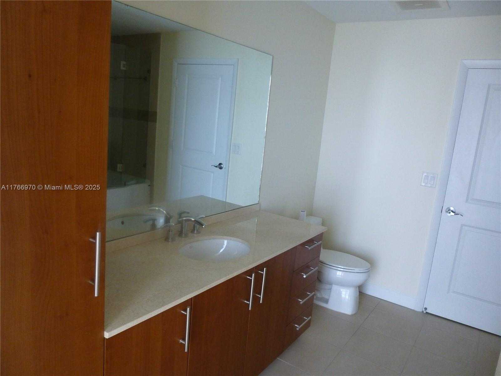 Small Image of 1945 SOUTH OCEAN DR #1402, Hallandale Beach Number 8