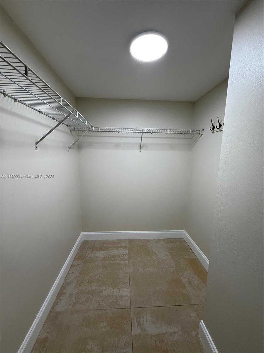 Small Image of 2775 NORTH EAST 187TH ST #327, Aventura Number 15