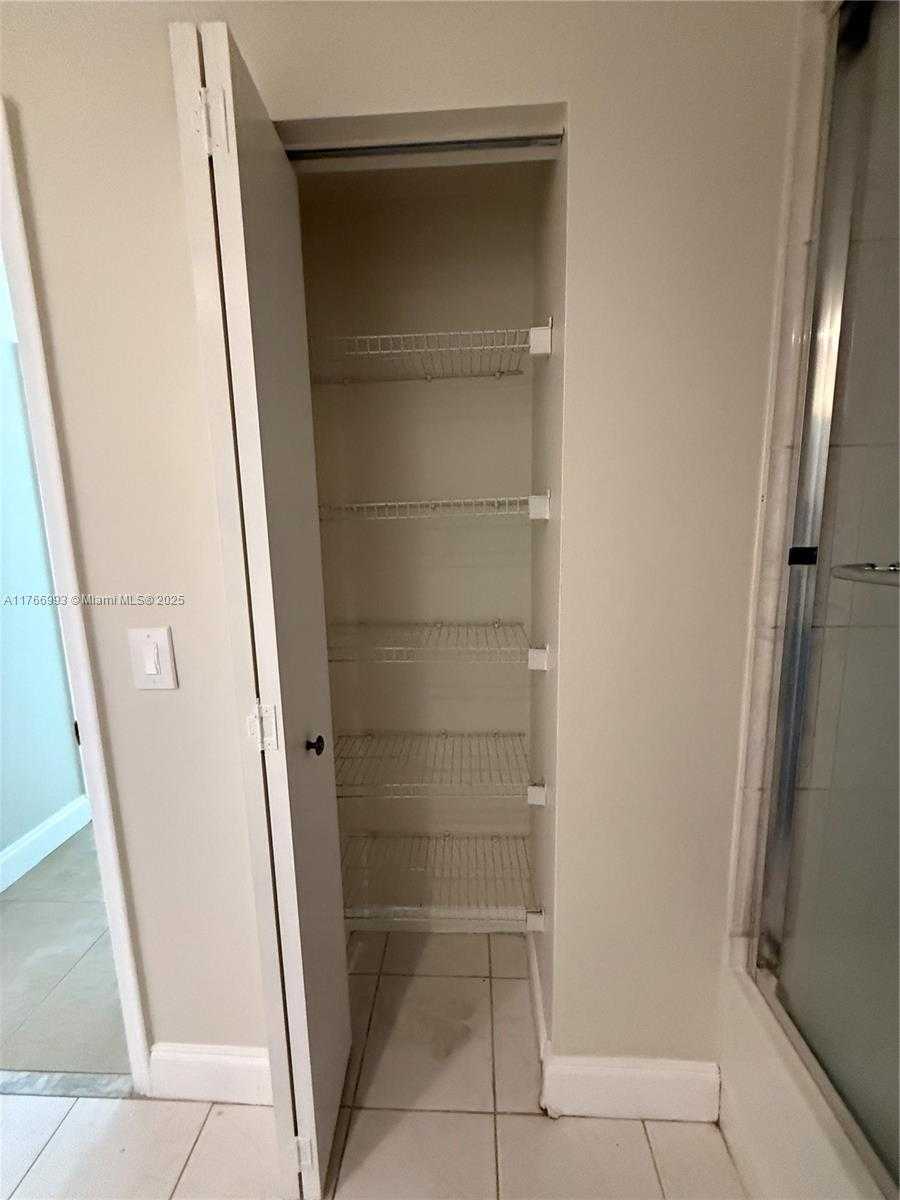 Small Image of 2775 NORTH EAST 187TH ST #327, Aventura Number 17
