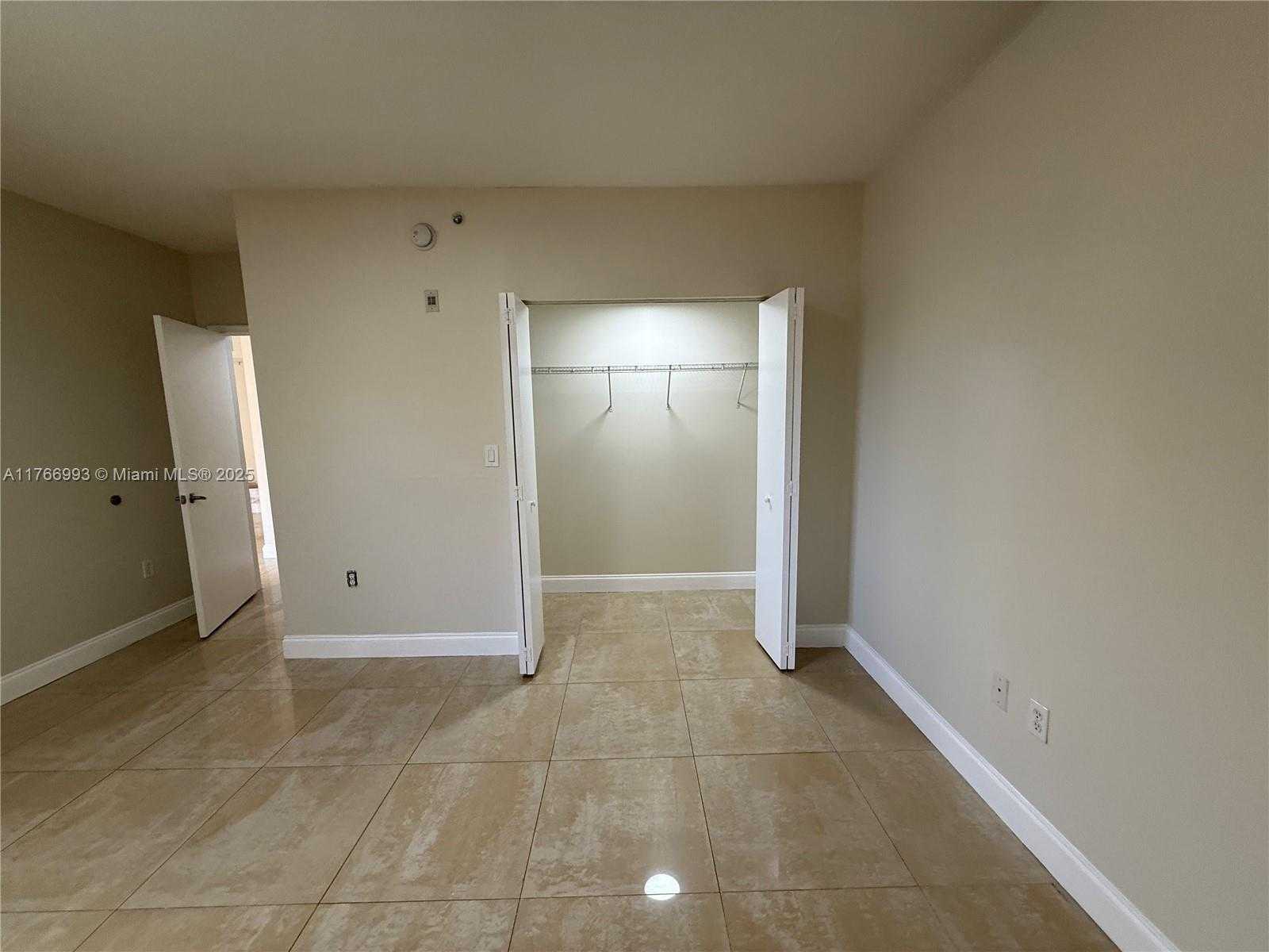 Small Image of 2775 NORTH EAST 187TH ST #327, Aventura Number 19