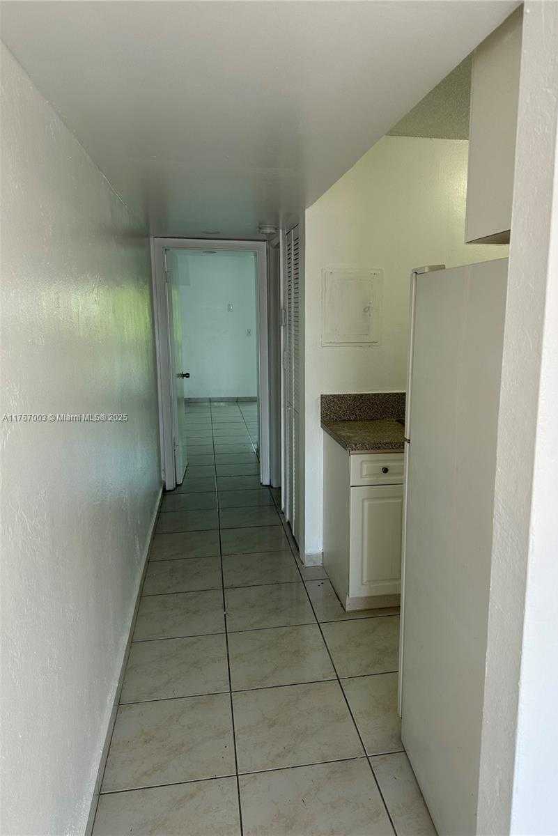 Small Image of 1085 WEST 71ST ST #26, Hialeah Number 6