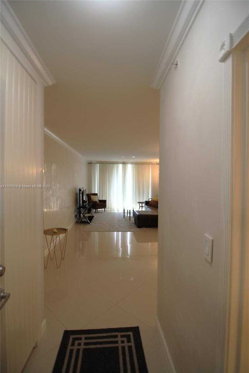 Small Image of 3001 SOUTH OCEAN DR #425, Hollywood Number 14