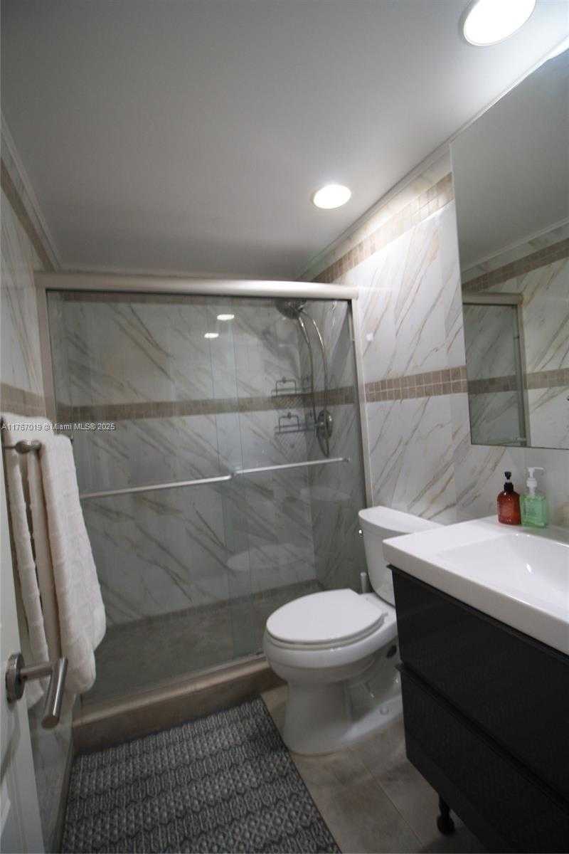 Small Image of 3001 SOUTH OCEAN DR #425, Hollywood Number 18