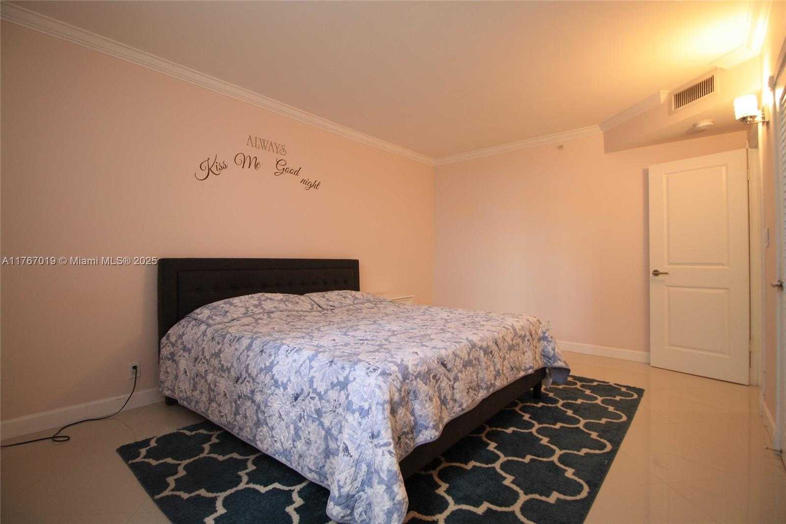 Small Image of 3001 SOUTH OCEAN DR #425, Hollywood Number 21