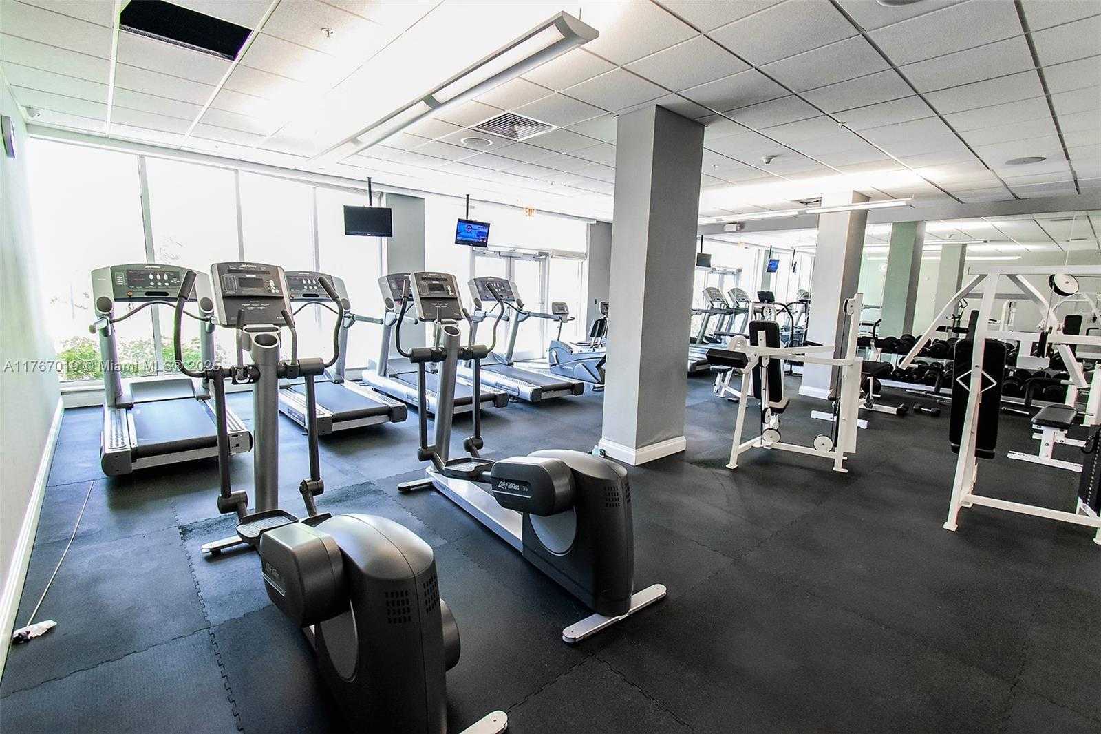 Small Image of 3001 SOUTH OCEAN DR #425, Hollywood Number 27