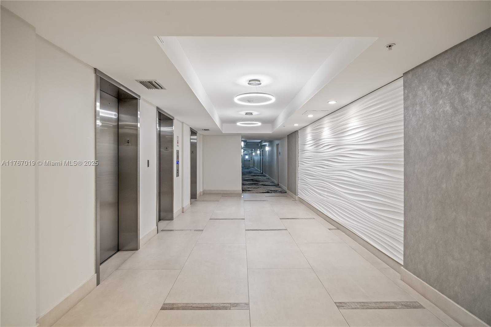 Small Image of 3001 SOUTH OCEAN DR #425, Hollywood Number 36