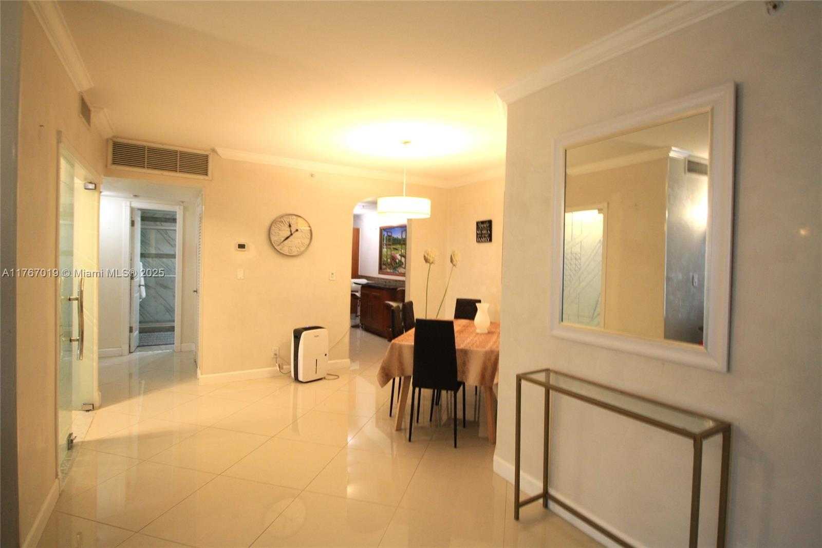 Small Image of 3001 SOUTH OCEAN DR #425, Hollywood Number 7