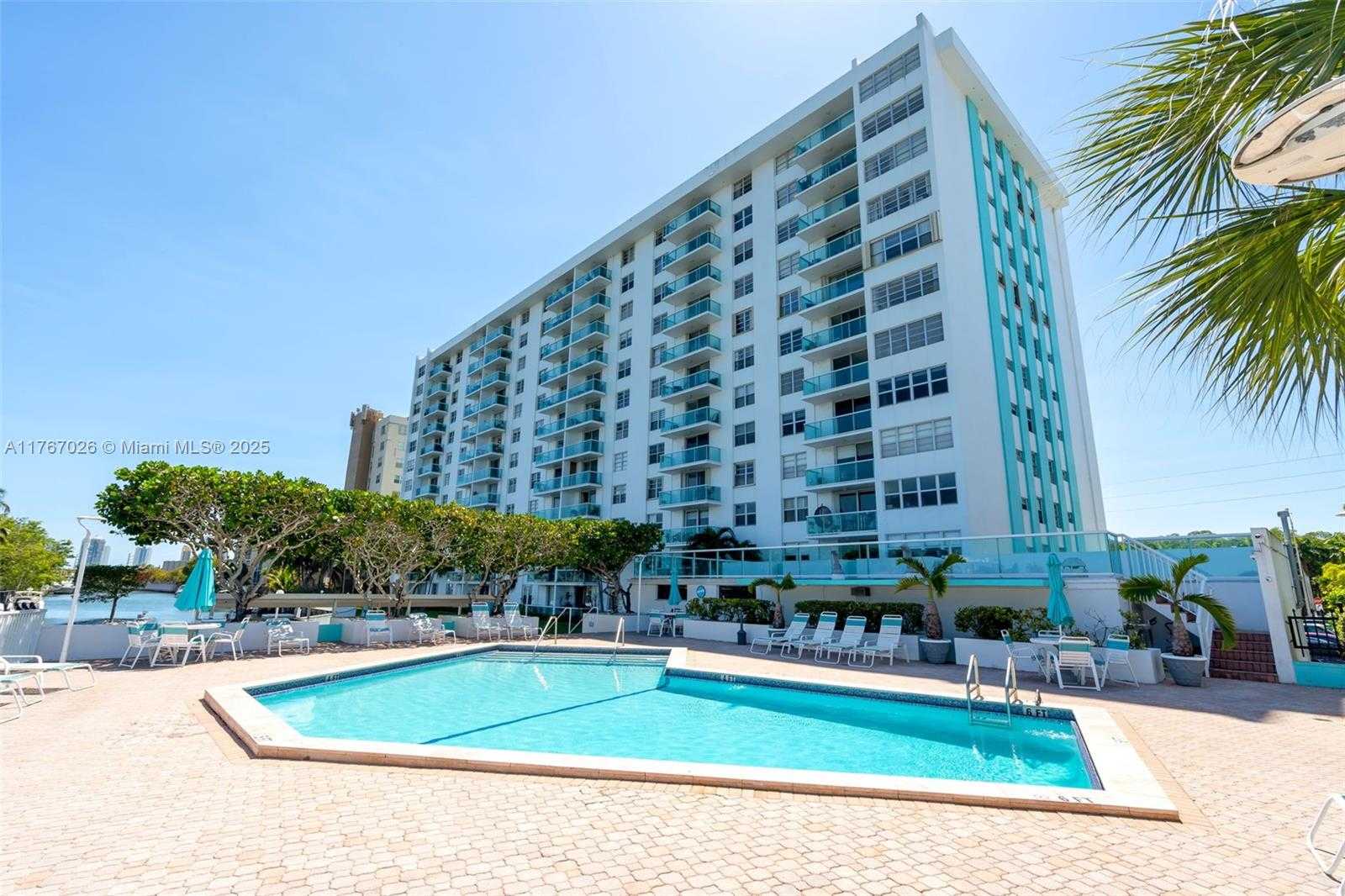Small Image of 2841 NORTH EAST 163RD ST #805, North Miami Beach Number 2