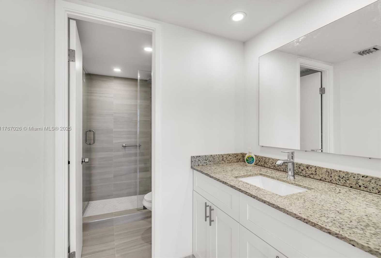 Small Image of 2841 NORTH EAST 163RD ST #805, North Miami Beach Number 29