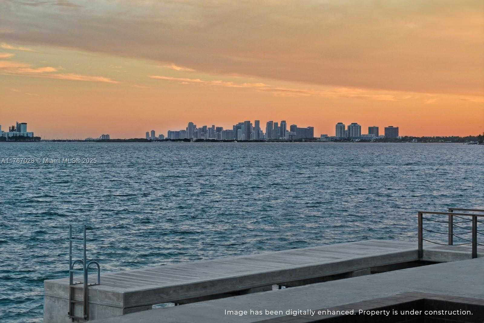 Small Image of 11400 N Bayshore Dr, North Miami, FL 33181, USA Number 12