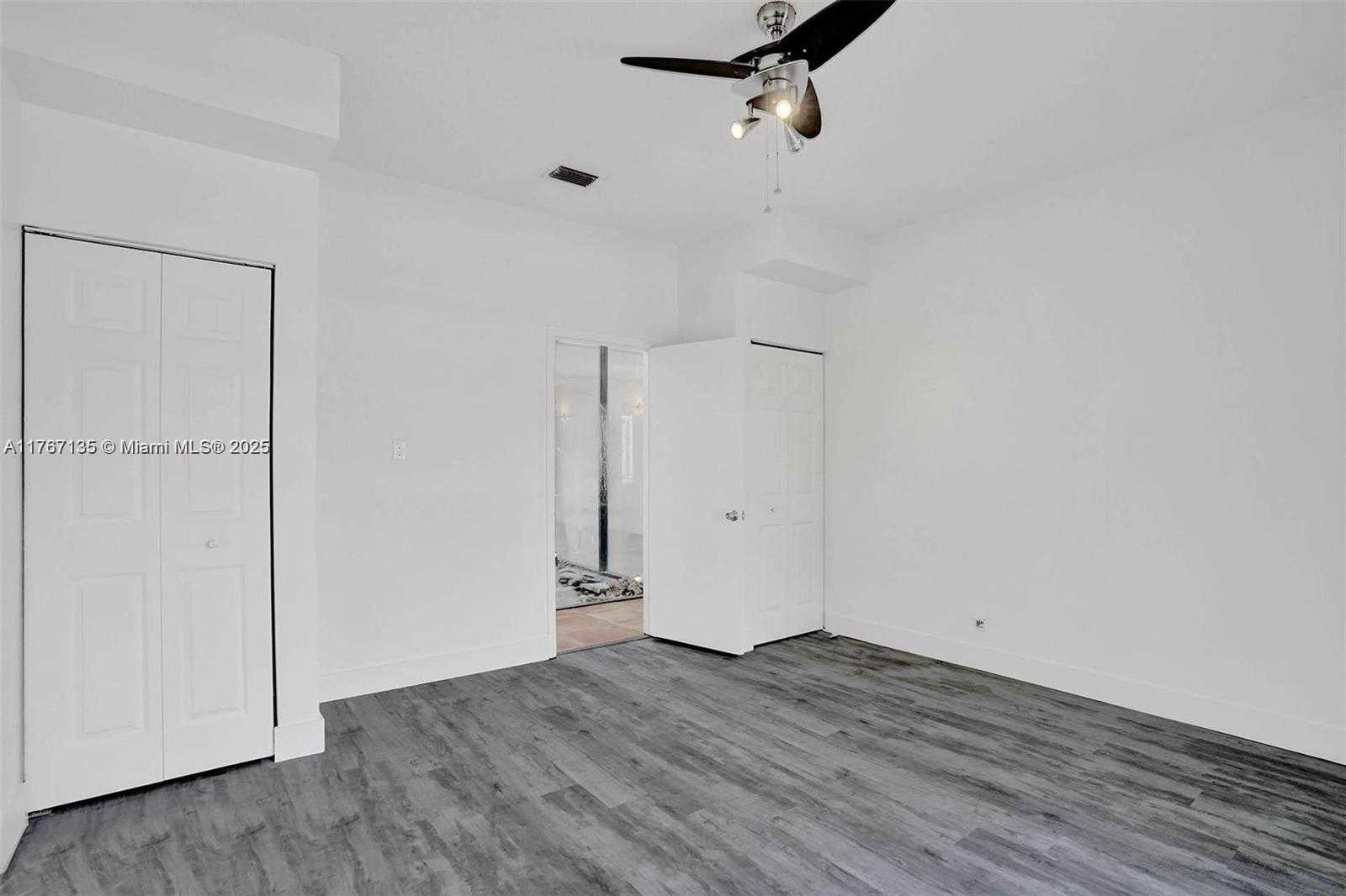 Small Image of 16610 ROYAL POINCIANA CT, Weston Number 40