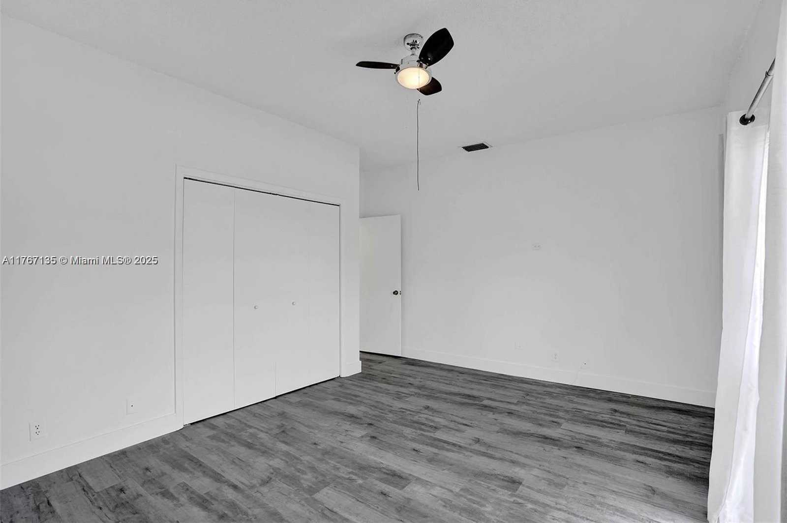 Small Image of 16610 ROYAL POINCIANA CT, Weston Number 44