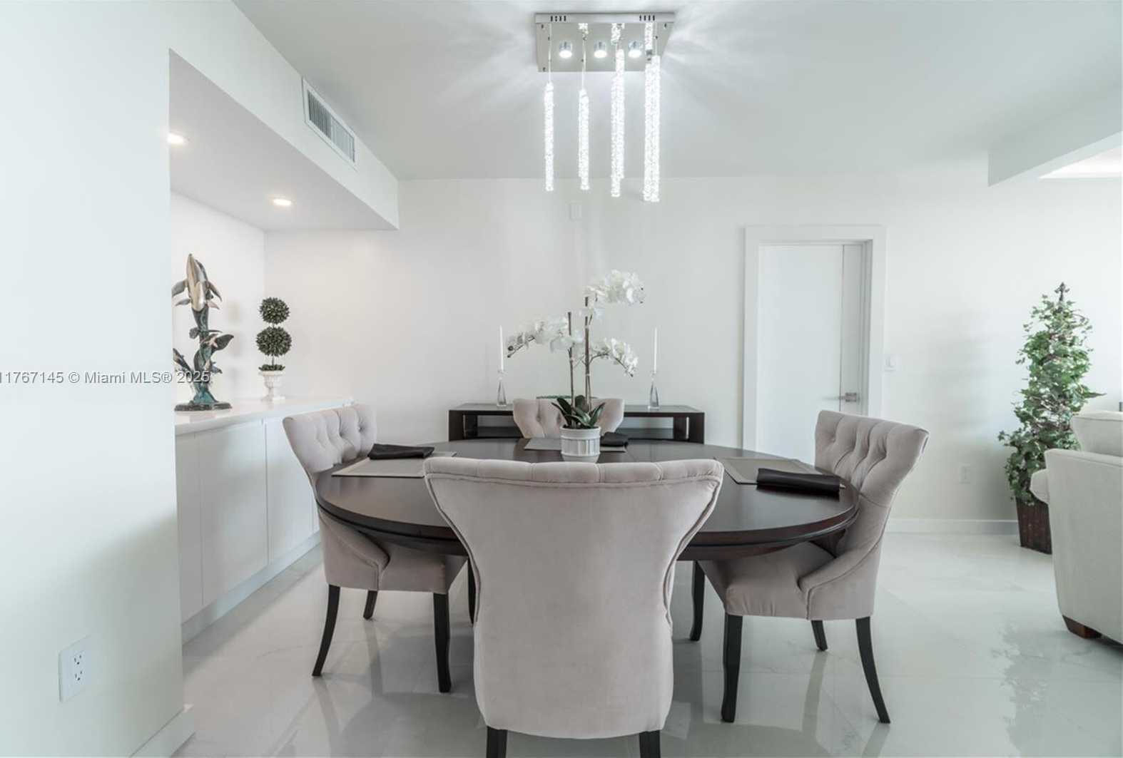 Small Image of 20515 EAST COUNTRY CLUB DR #2244, Aventura Number 16