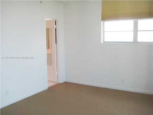 Small Image of 3001 #1427, Hollywood Number 12