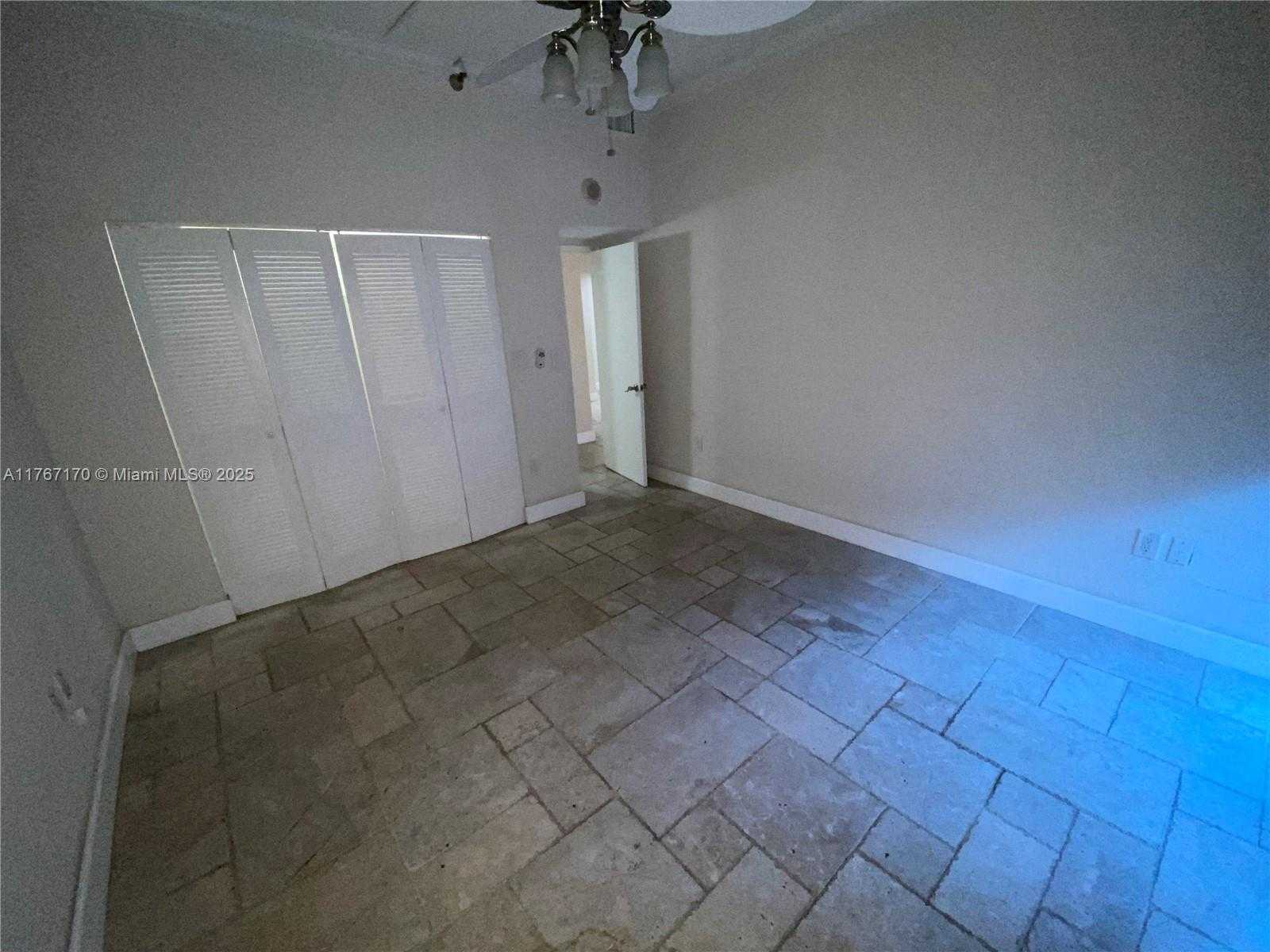 Small Image of 20505 EAST COUNTRY CLUB DR #135, Aventura Number 10
