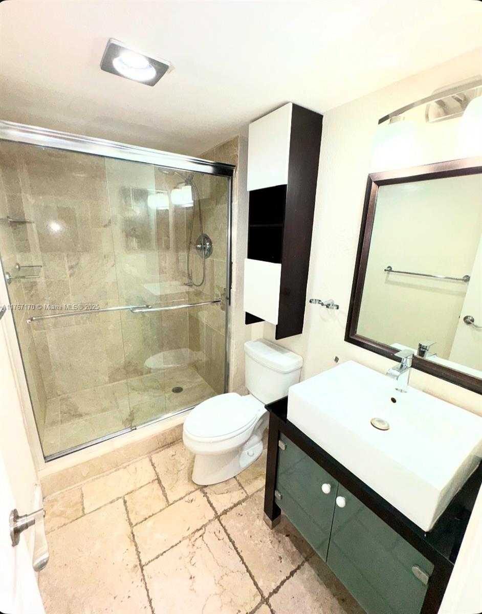 Small Image of 20505 EAST COUNTRY CLUB DR #135, Aventura Number 12