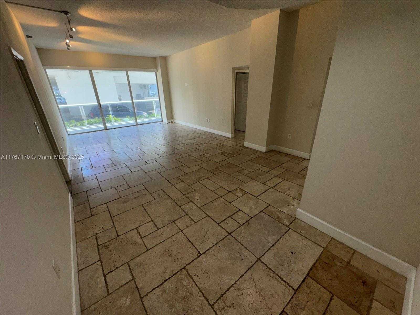 Small Image of 20505 EAST COUNTRY CLUB DR #135, Aventura Number 13