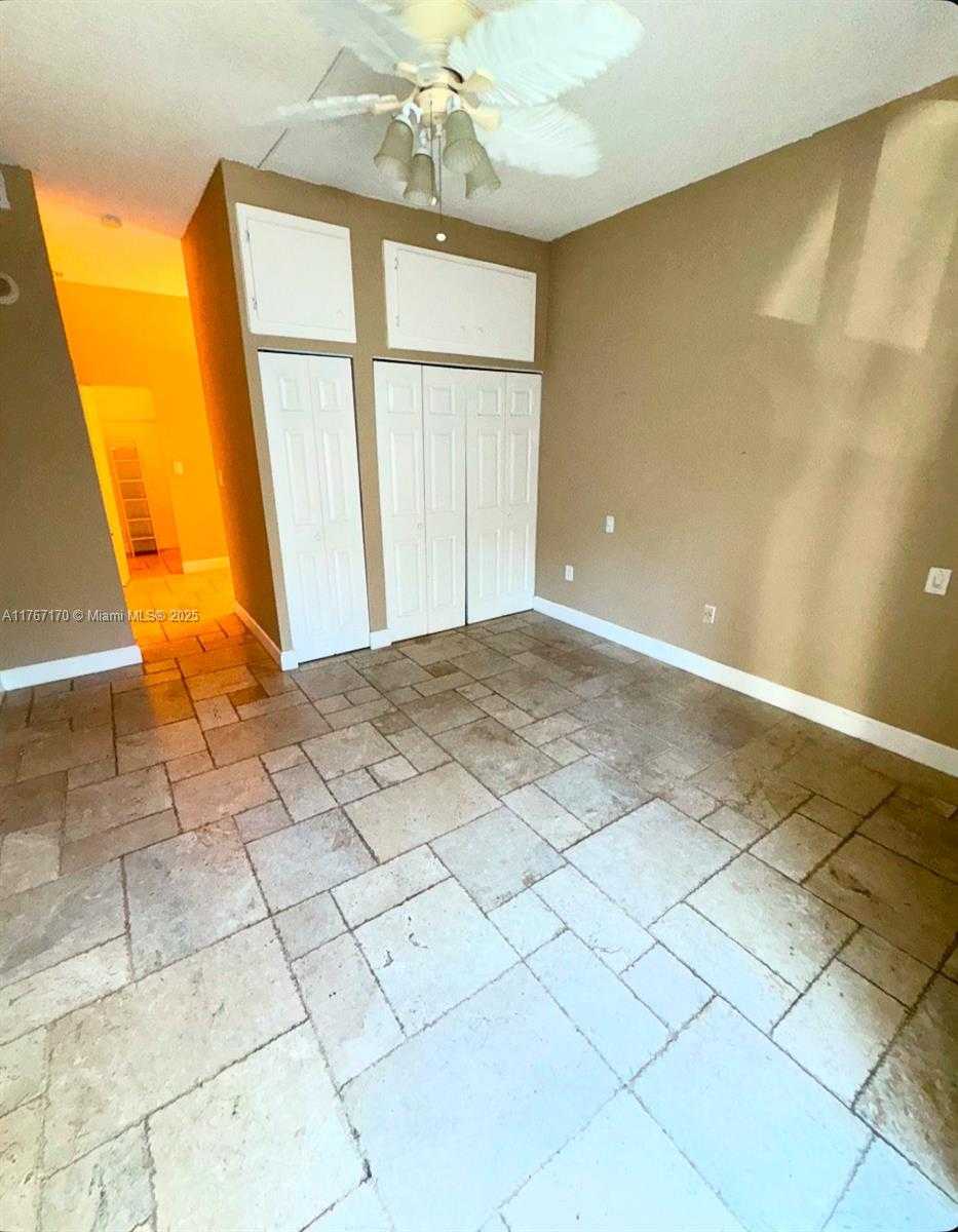 Small Image of 20505 EAST COUNTRY CLUB DR #135, Aventura Number 4