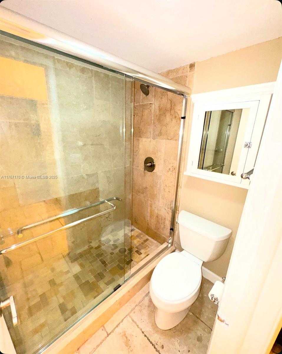 Small Image of 20505 EAST COUNTRY CLUB DR #135, Aventura Number 8