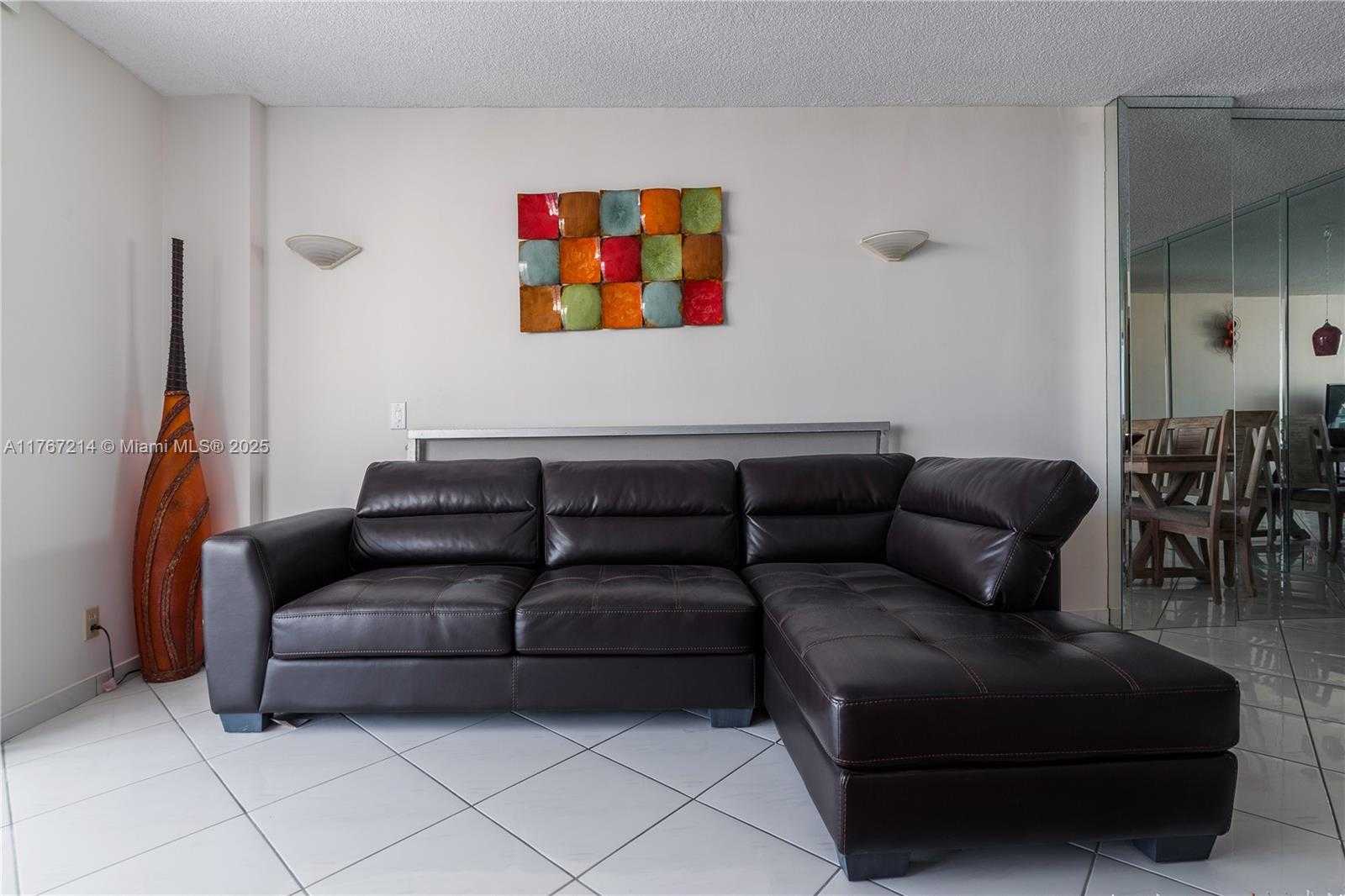 Small Image of 3800 SOUTH OCEAN DR #1404, Hollywood Number 14