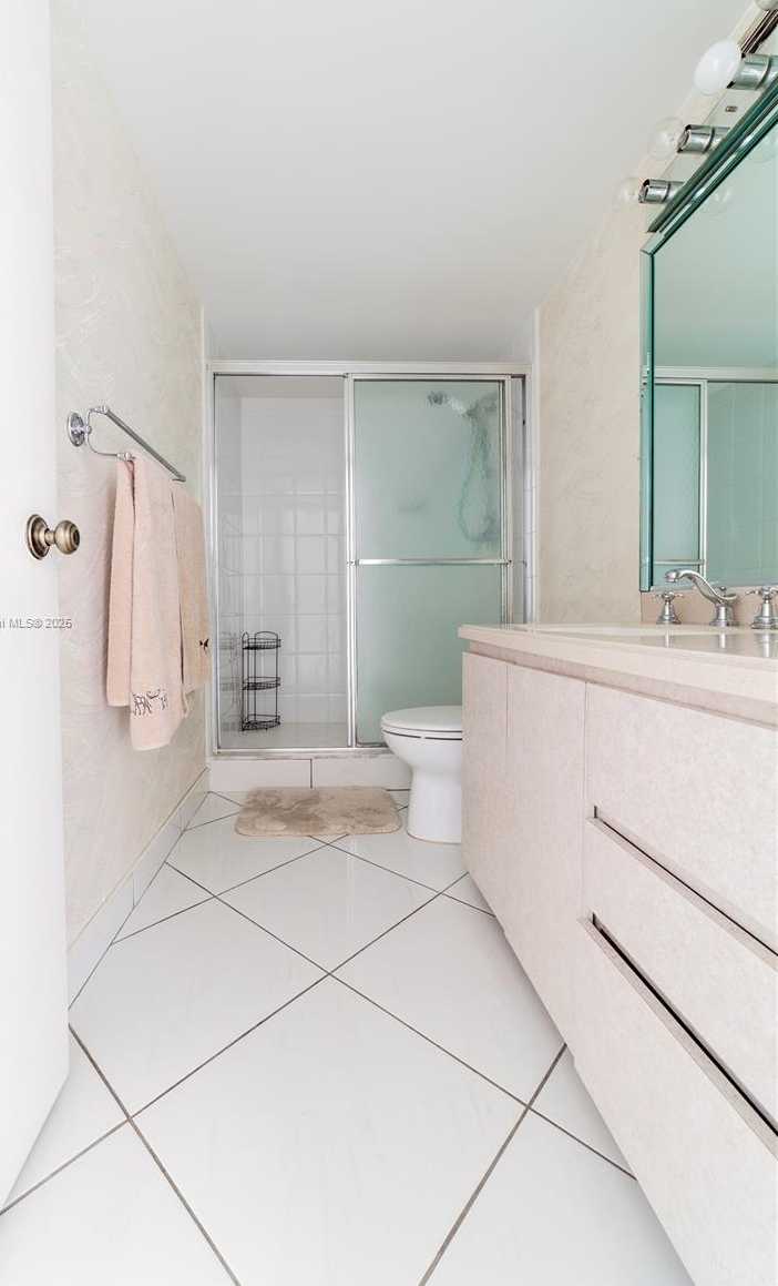 Small Image of 3800 SOUTH OCEAN DR #1404, Hollywood Number 25