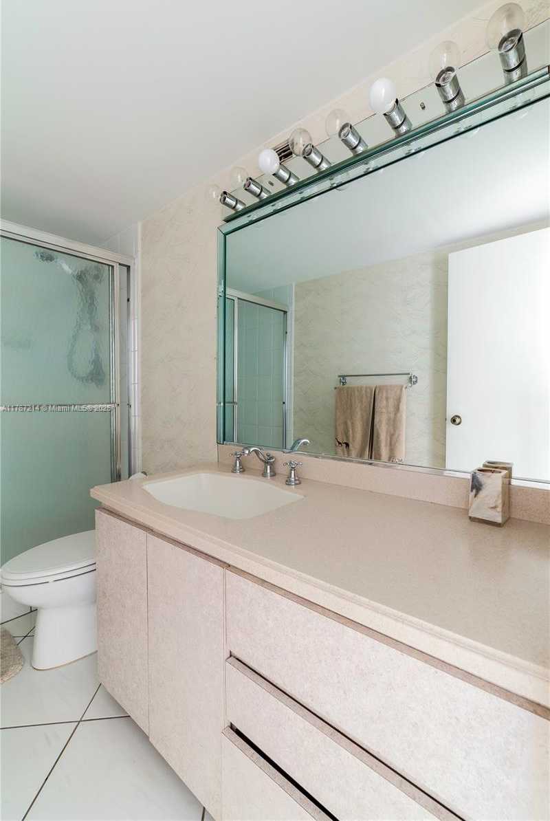 Small Image of 3800 SOUTH OCEAN DR #1404, Hollywood Number 27