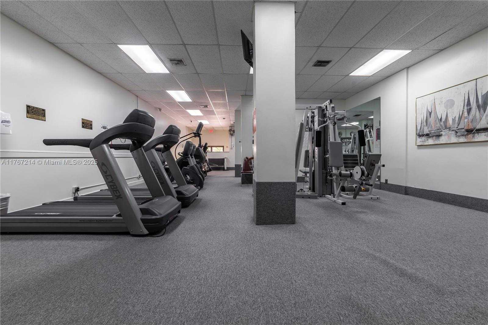 Small Image of 3800 SOUTH OCEAN DR #1404, Hollywood Number 39
