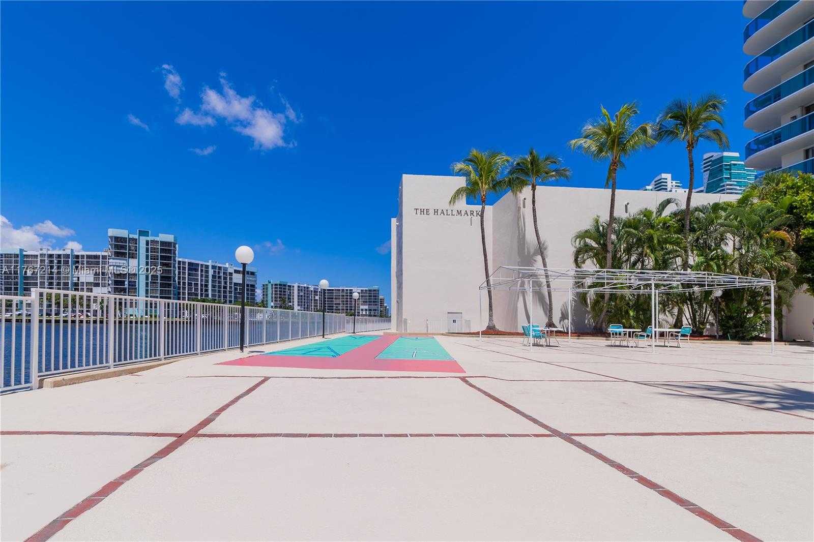 Small Image of 3800 SOUTH OCEAN DR #1404, Hollywood Number 4