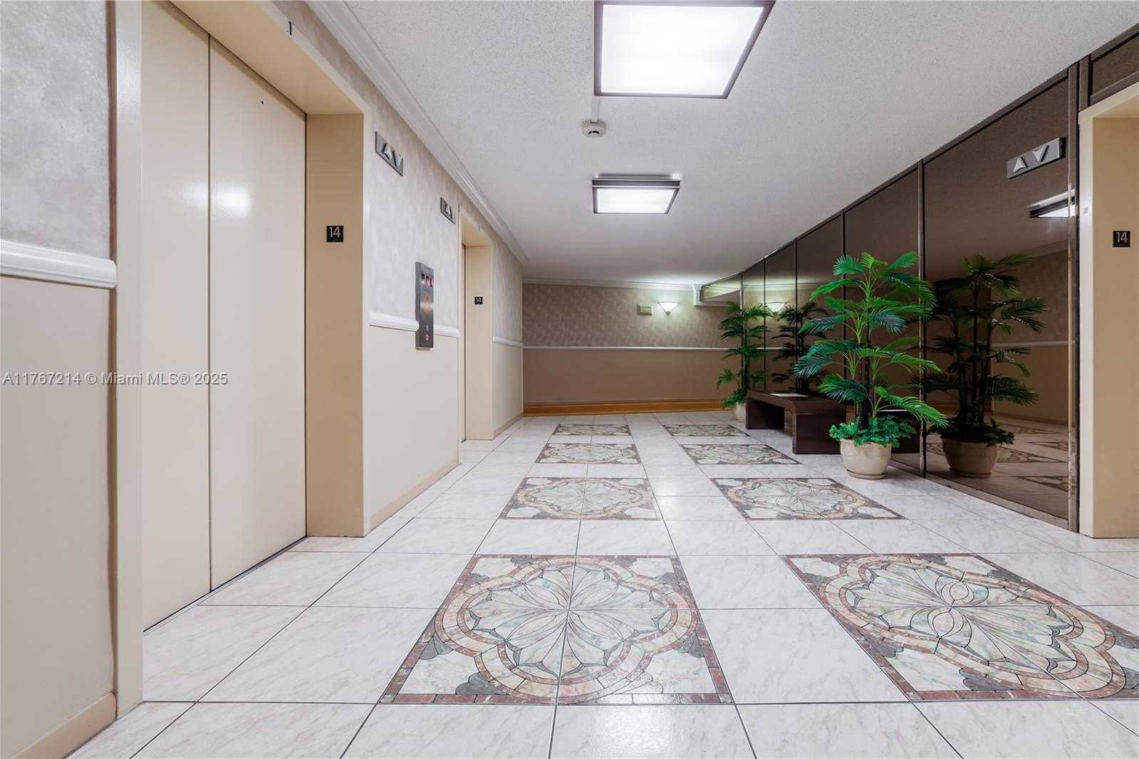 Small Image of 3800 SOUTH OCEAN DR #1404, Hollywood Number 9