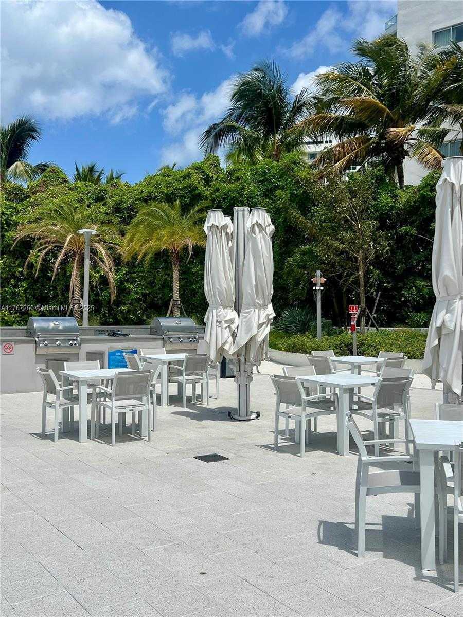 Small Image of 1000 WEST AVE #1431, Miami Beach Number 26