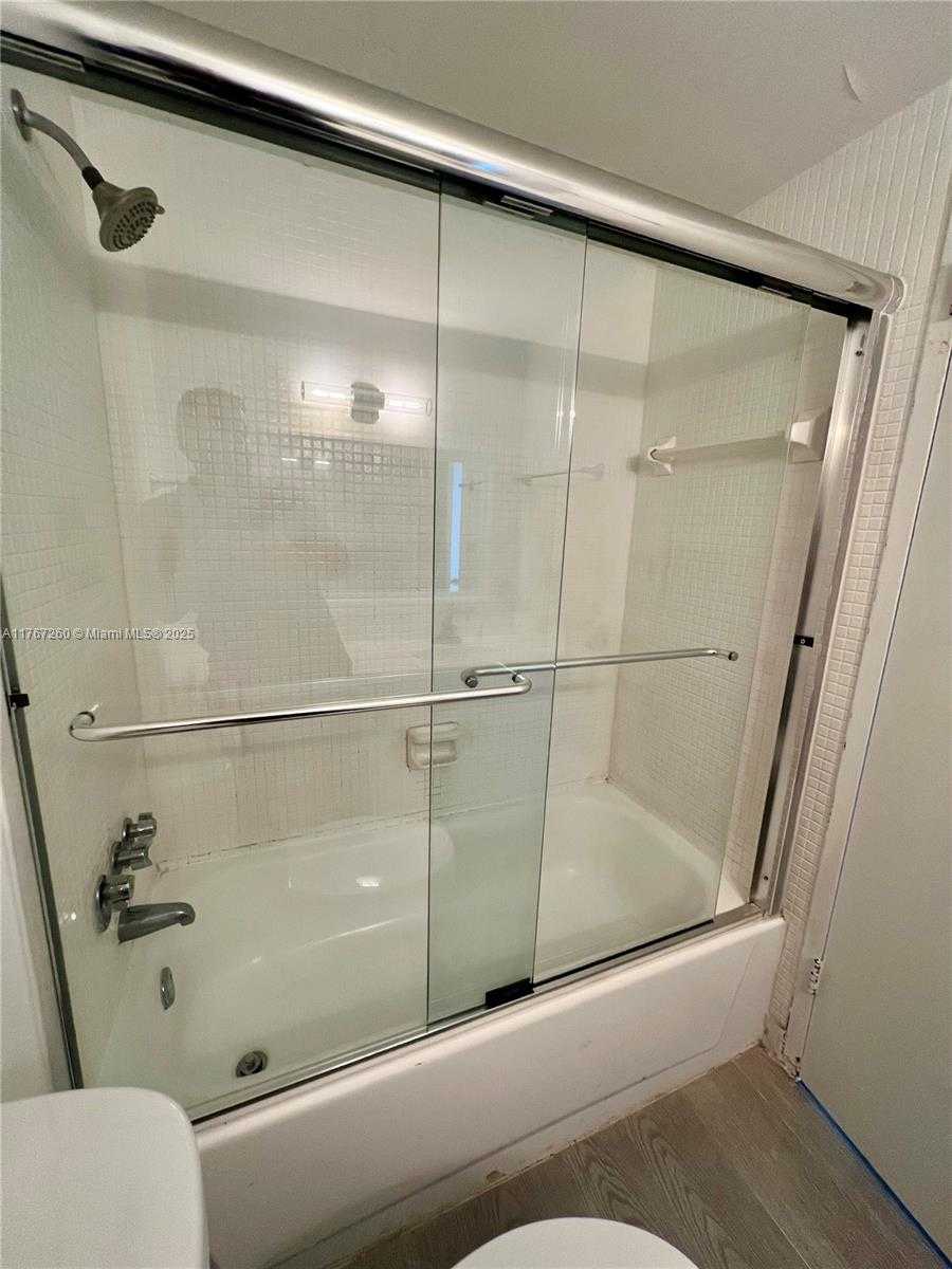 Small Image of 1000 WEST AVE #1431, Miami Beach Number 7