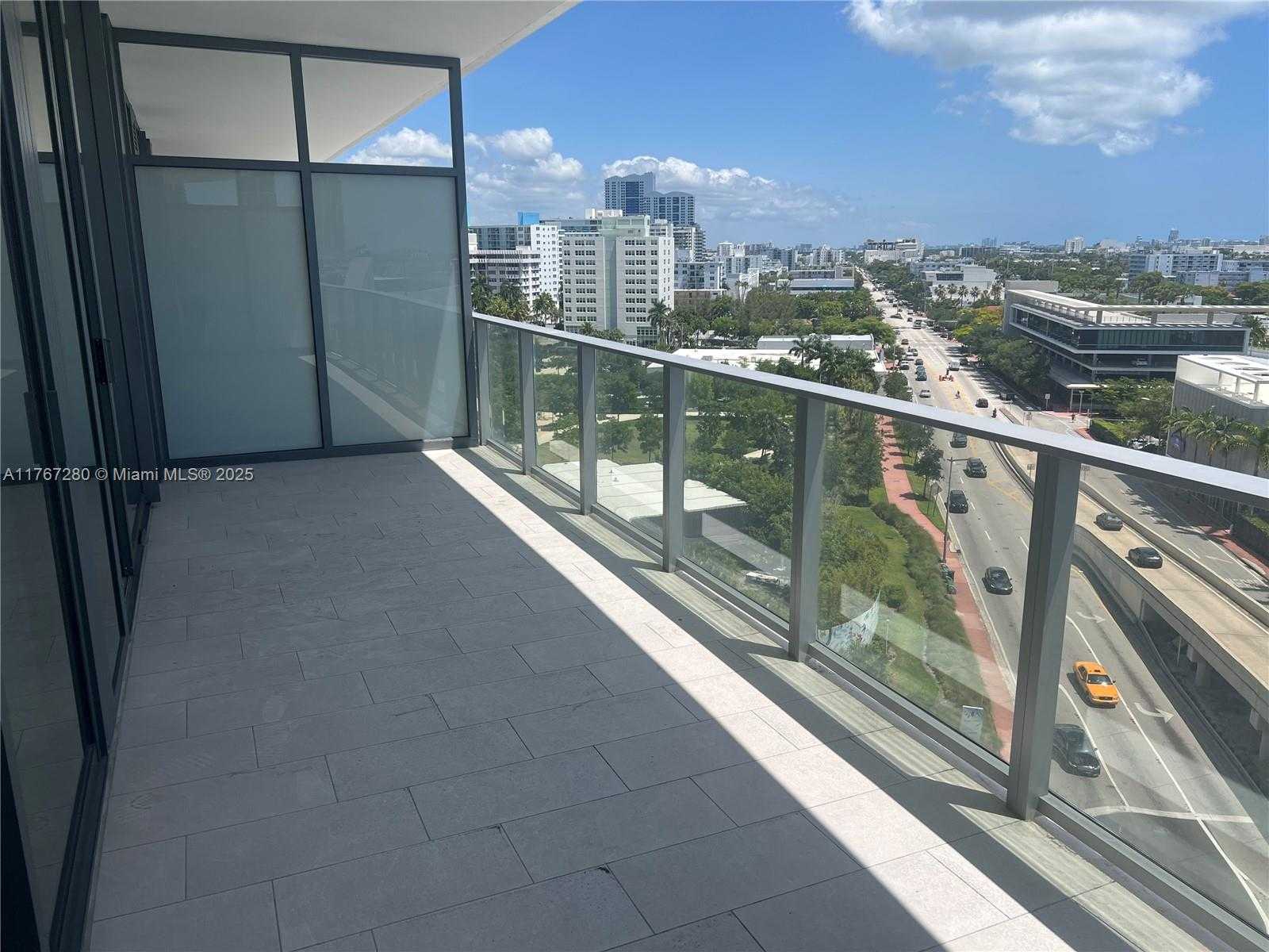 Small Image of 500 ALTON RD #1008, Miami Beach Number 11