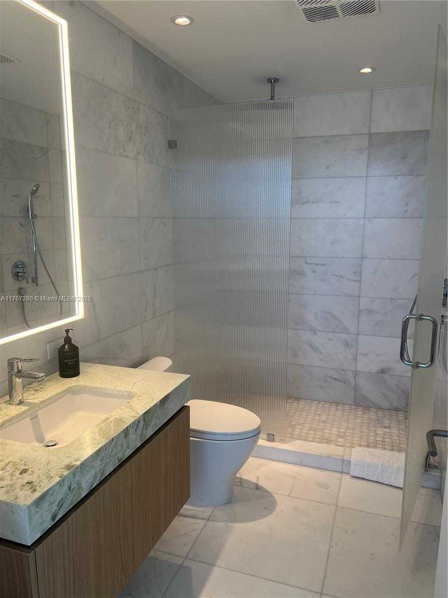 Small Image of 500 ALTON RD #1008, Miami Beach Number 13