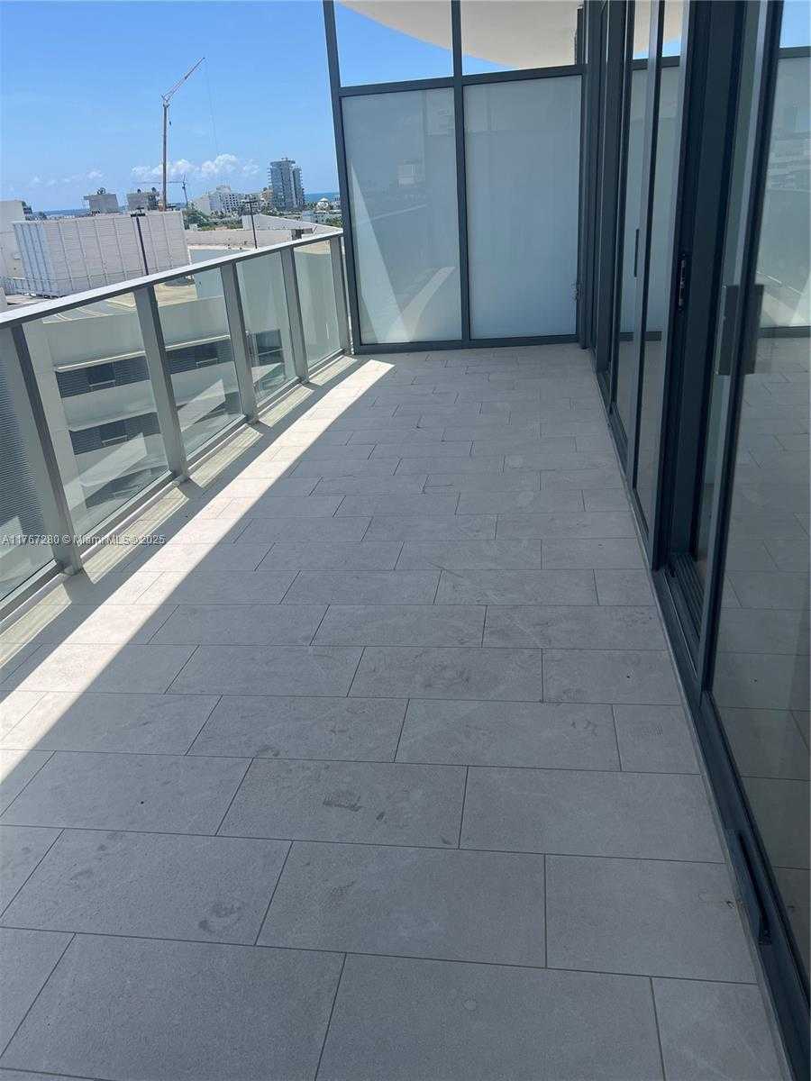 Small Image of 500 ALTON RD #1008, Miami Beach Number 9