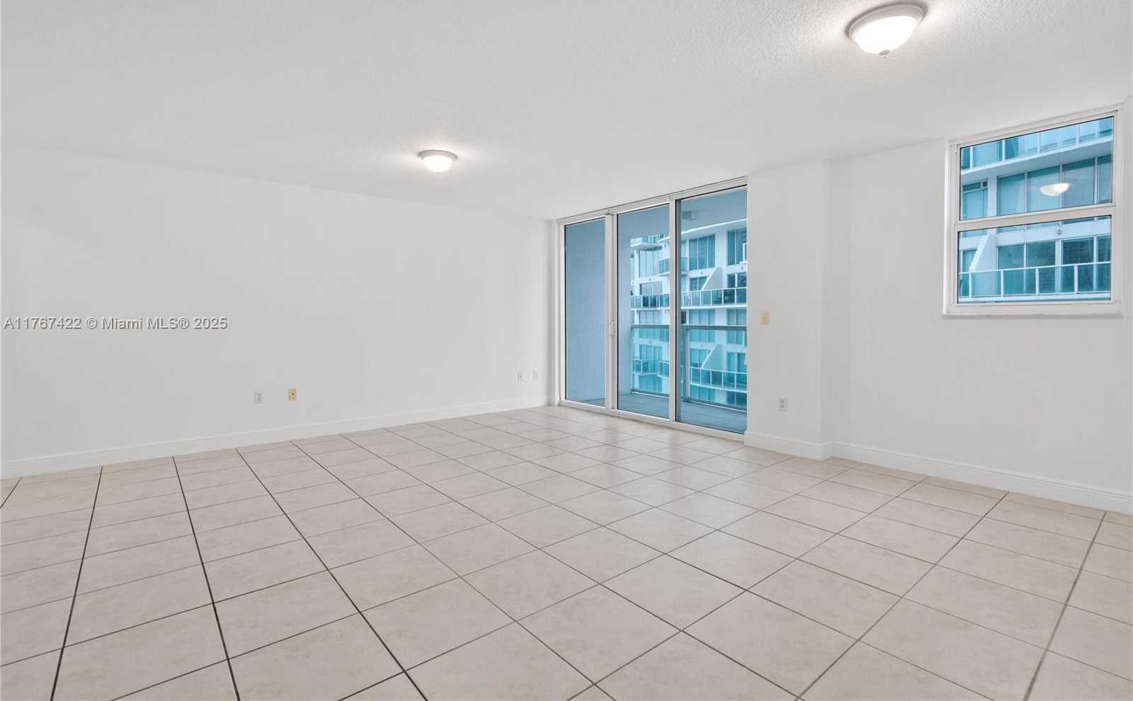 Small Image of 31 SOUTH EAST 5TH ST #2111, Miami Number 14