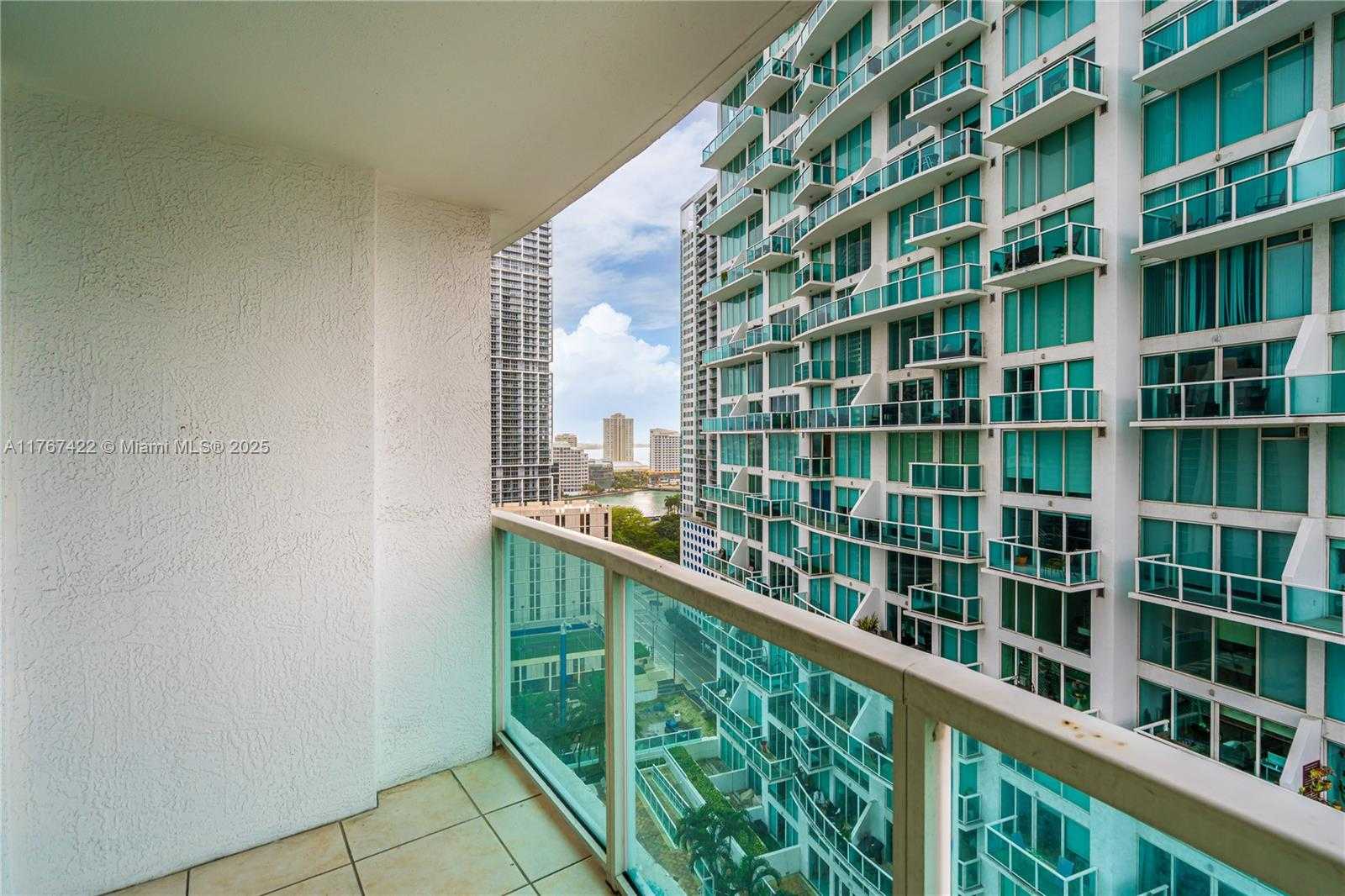 Small Image of 31 SOUTH EAST 5TH ST #2111, Miami Number 3