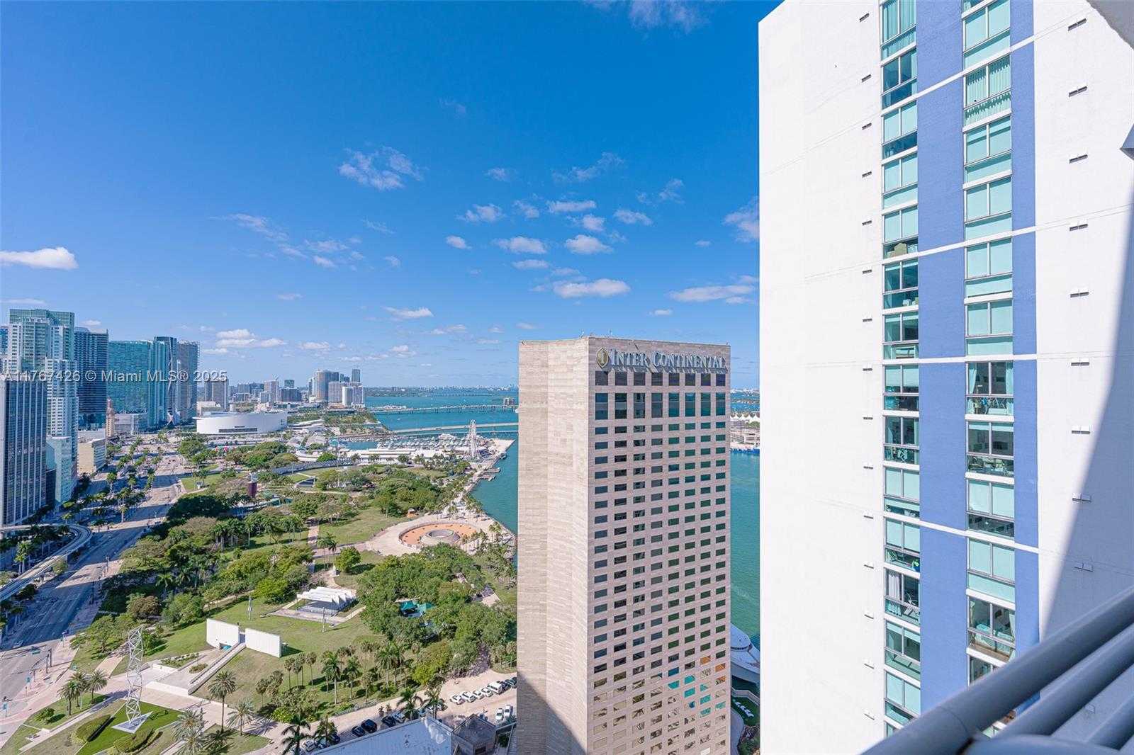 Small Image of 325 SOUTH BISCAYNE BLVD #3624, Miami Number 3