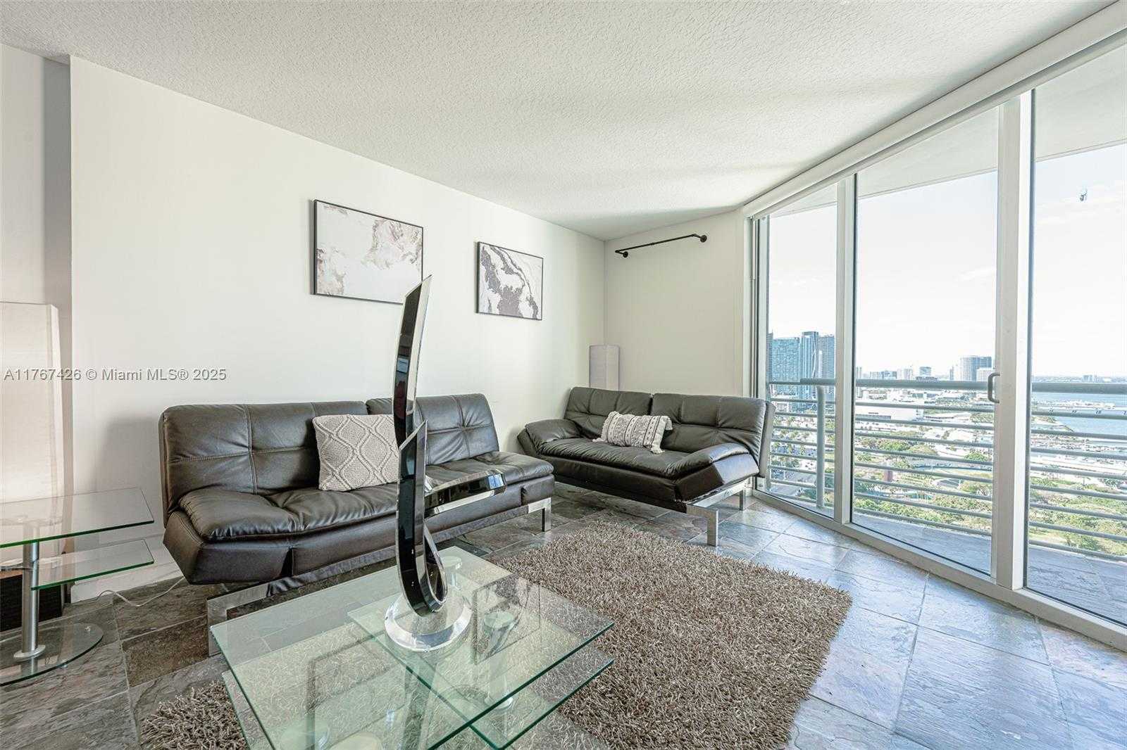 Small Image of 325 SOUTH BISCAYNE BLVD #3624, Miami Number 4
