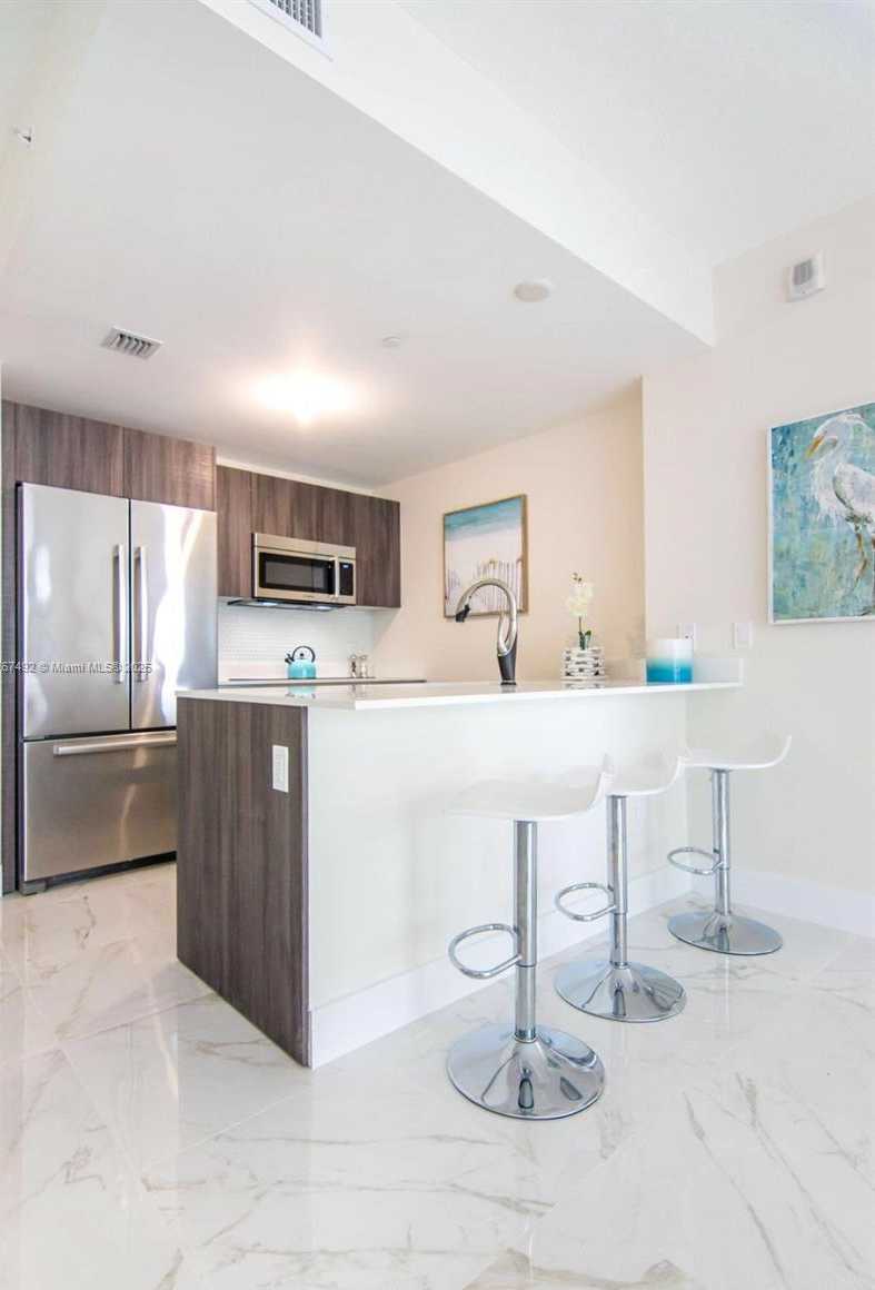 Small Image of 488 NORTH EAST 18TH ST #2705, Miami Number 8