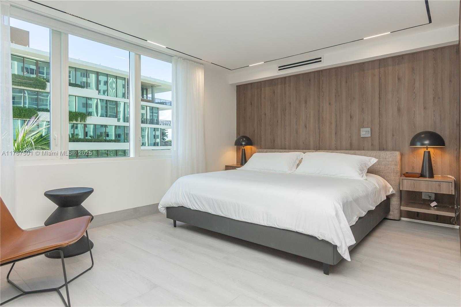 Small Image of 2301 COLLINS AVE #432, Miami Beach Number 14