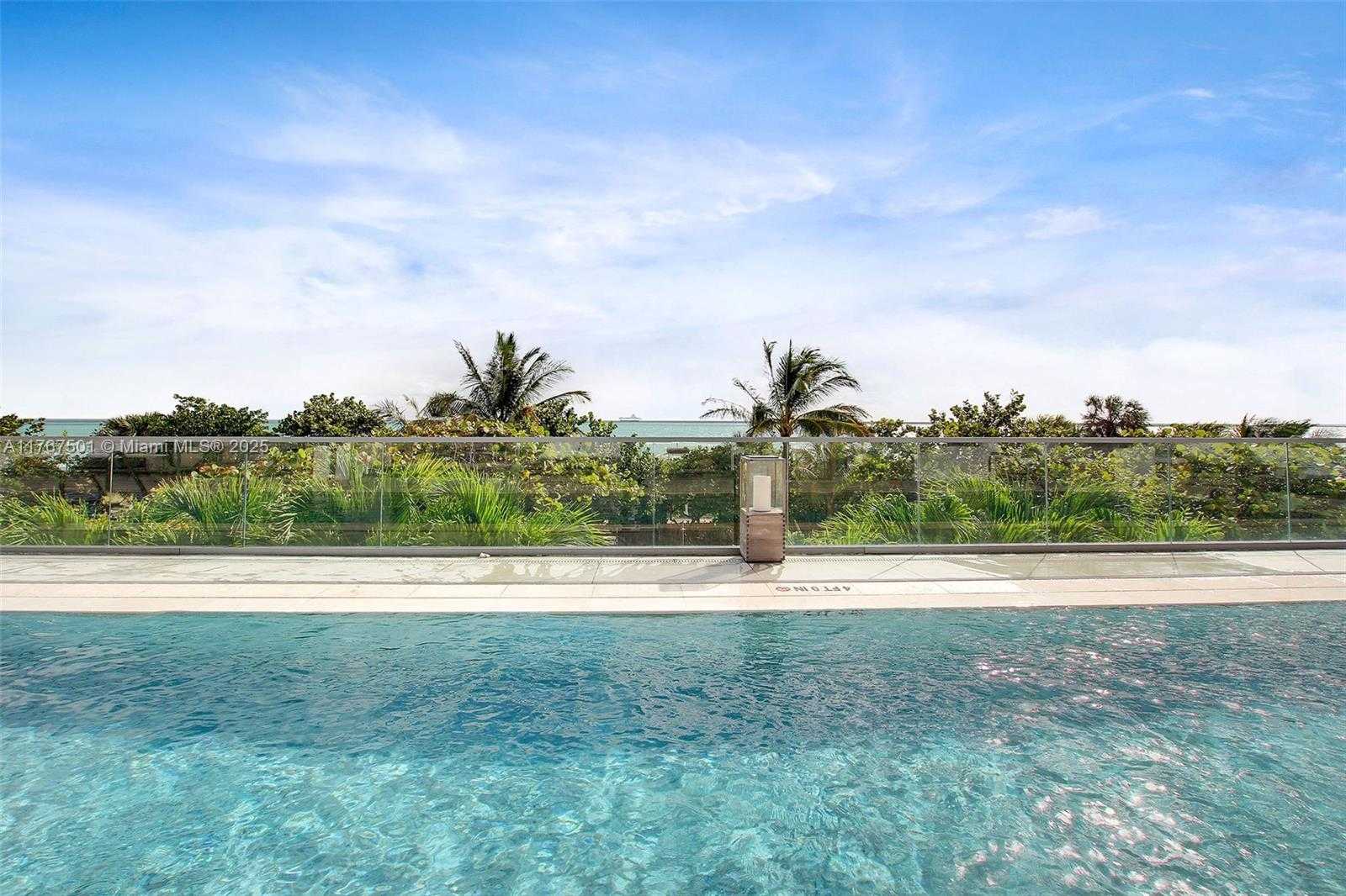 Small Image of 2301 COLLINS AVE #432, Miami Beach Number 24