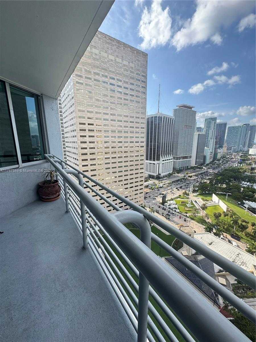 Small Image of 335 SOUTH BISCAYNE BLVD #2900, Miami Number 31