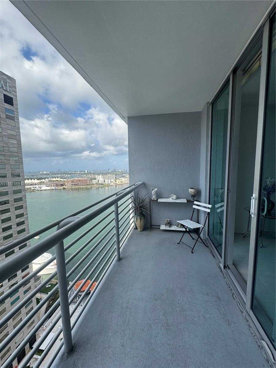 Small Image of 335 SOUTH BISCAYNE BLVD #2900, Miami Number 32